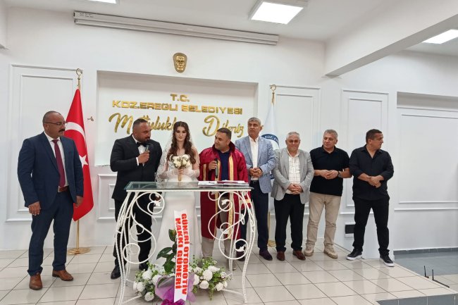 GENÇ ÇİFTİMİZE BİR ÖMÜR BOYU MUTLULUKLAR DİLERİZ...