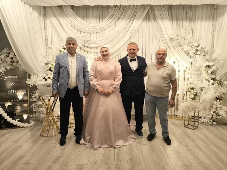 GENÇ ÇİFTİMİZE BİR ÖMÜR BOYU MUTLULUKLAR DİLERİZ