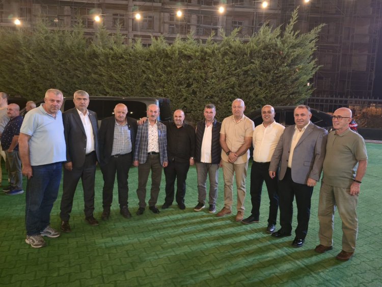 GENÇ ÇİFTİMİZE BİR ÖMÜR BOYU MUTLULUKLAR DİLERİZ...