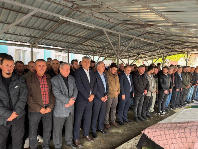 CENAZE MERASİMİNEKATILIM SAĞLADIK...