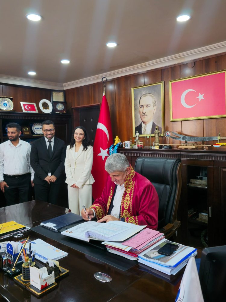 GENÇ ÇİFTİMİZE BİR ÖMÜR BOYU MUTLULUKLAR DİLERİZ...