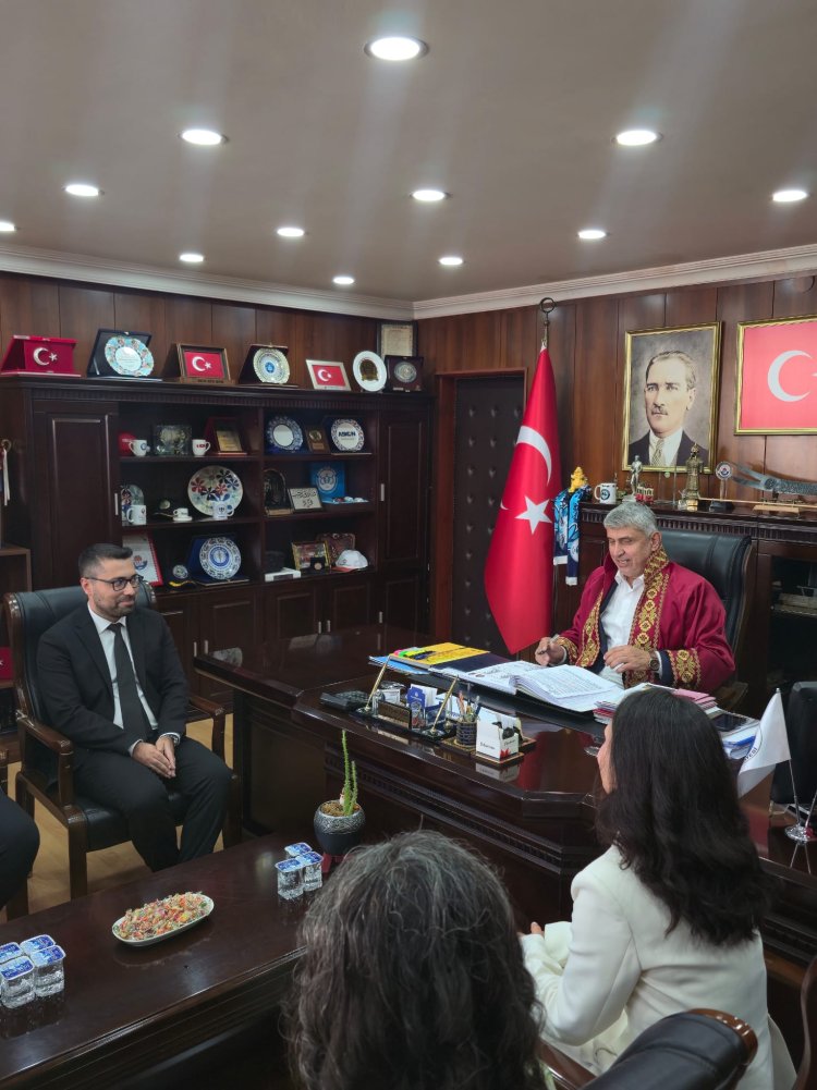 GENÇ ÇİFTİMİZE BİR ÖMÜR BOYU MUTLULUKLAR DİLERİZ...