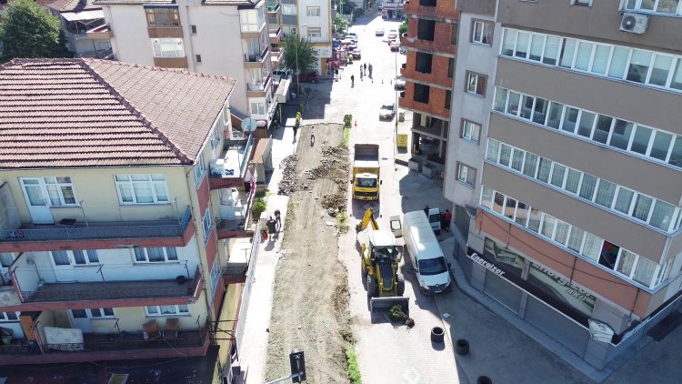 GÜLÜÇ BELEDİYESİ MEYDANINDA YENİLEME ÇALIŞMALARI BAŞLADI