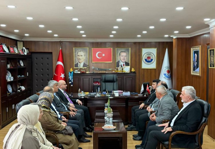 TÜRKİYE YÜZYILI BULUŞMALARI KAPSAMINDA GÜLÜÇ’TE ANLAMLI ZİYARET